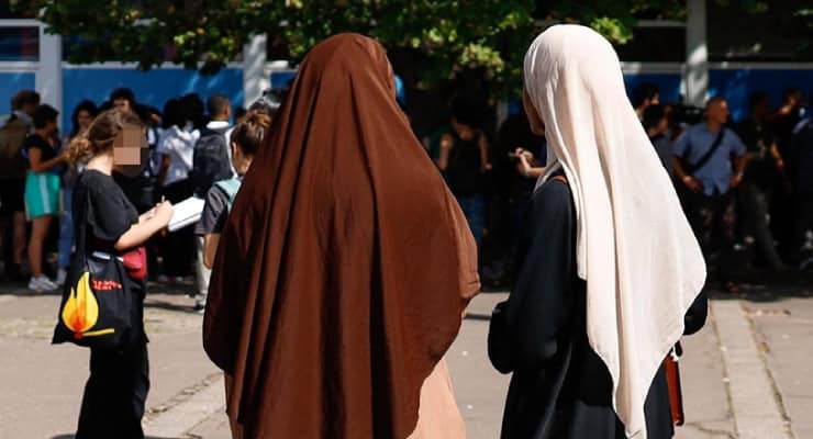 Tacikistan başörtüsünden sonra tüm ‘yabancı kıyafetler’i de yasakladı