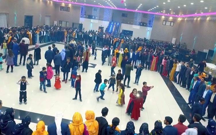 Kürt düğününe baskın 5 kişi gözaltına alındı