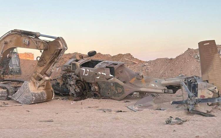 Gazze’de İsrail ordusuna ait helikopter düştü