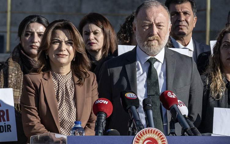DEM Parti’den Türkiye’ye Suriye çağrısı
