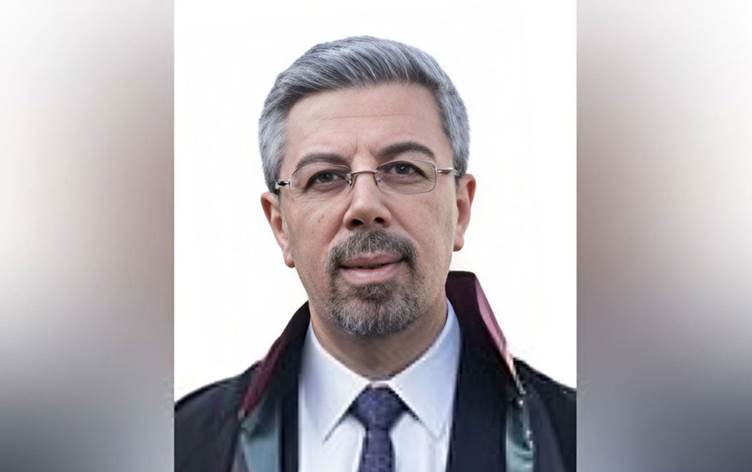 Avukat Fırat Epözdemir gözaltına alındı