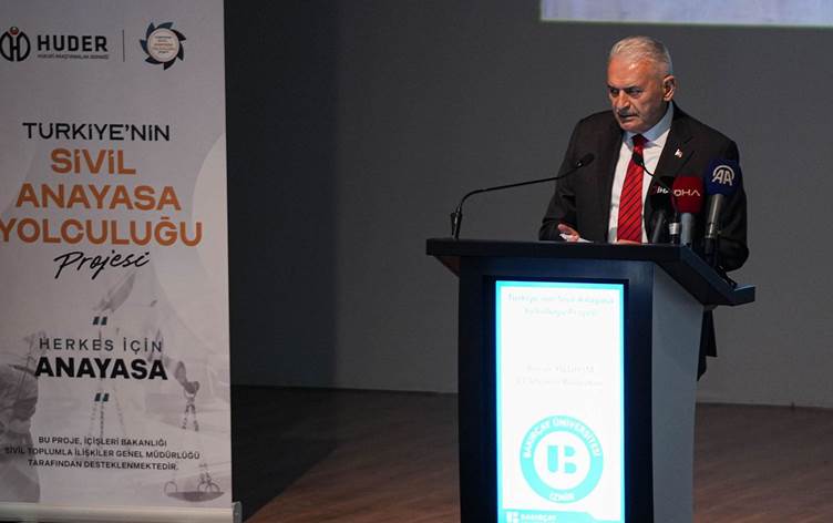 Binalı Yıldırım: Anayasa’daki etnik maddesi güncellenmeli