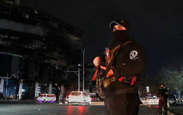Suriye’de kanlı gece: Çatışmalarda en az 70 kişi öldü