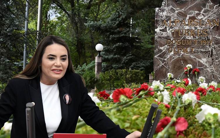 Ayyüce Türkeş Taş, Ülkücü grubun saldırısına uğradı