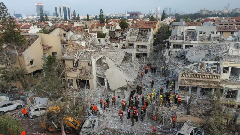 İsrail ve İran arasında saldırılar gece devam etti, Tel Aviv ve Kudüs’te patlamalar