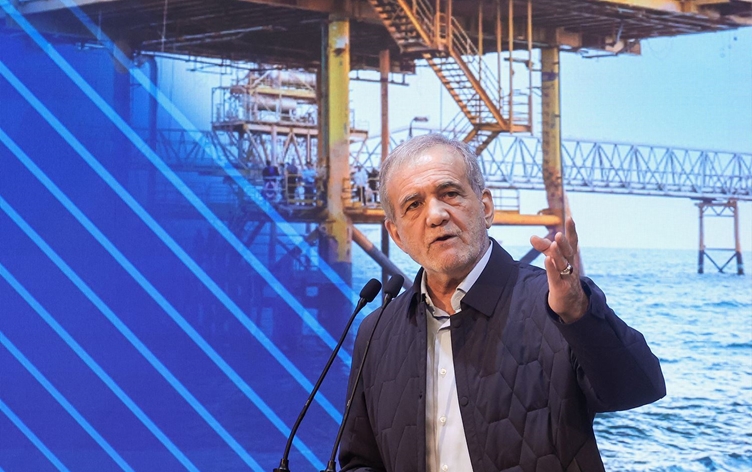İran’dan ABD’ye: Zorbalığa boyun eğmeyeceğiz