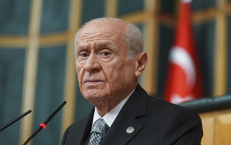 Bahçeli’den Özgür Özel’e: Bu sokak merakı seni suça iterse, karşında Türkiye Cumhuriyeti’ni bulursun”