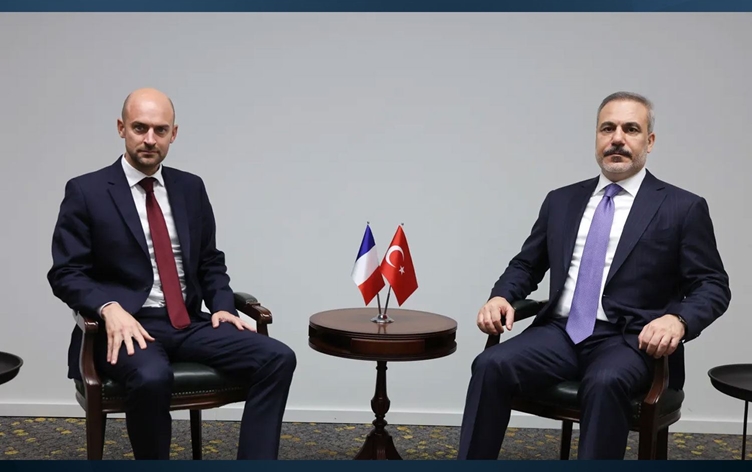 Fransa Dışişleri Bakanı Ankara’ya gidiyor: Masada Rojava ve Suriye var