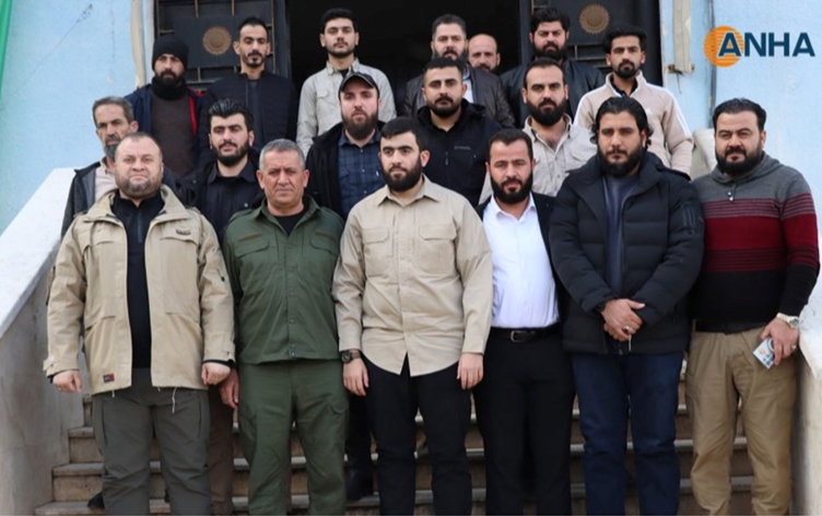 Rojava ve Şam’ın asayiş komutanları Efrin’de: Göçzedelerin dönüşü görüşülüyo