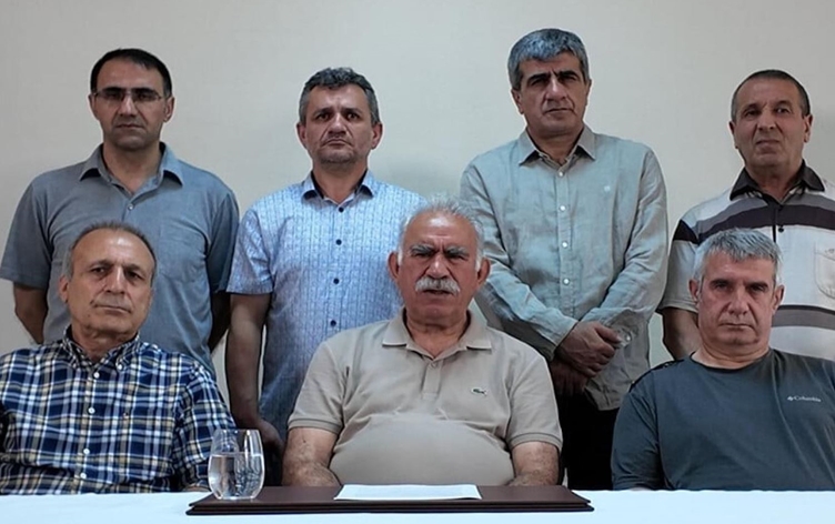 Öcalan komisyon raporunu değerlendirdi: ‘Bu bir sonuç değil, tarihsel bir başlangıçtır’