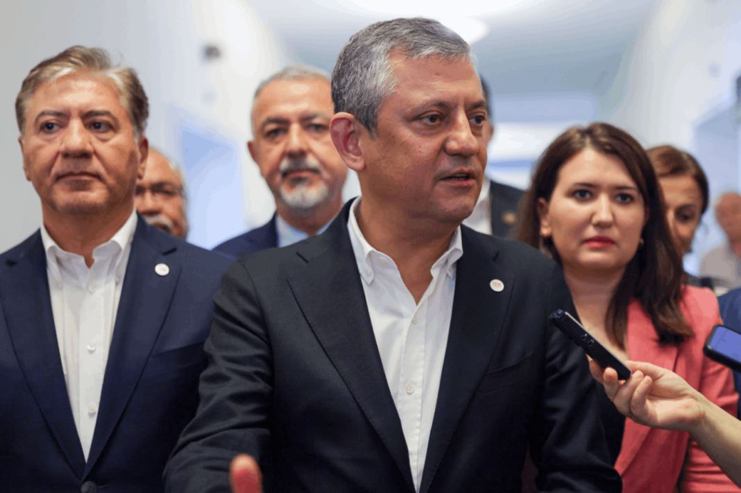 Yeni Parti Genel Başkanı Özgür Özel’den imza açıklaması