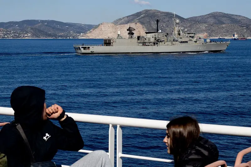 Yunanistan İtalya’dan yüz milyonlarca euroluk savaş gemileri alıyor